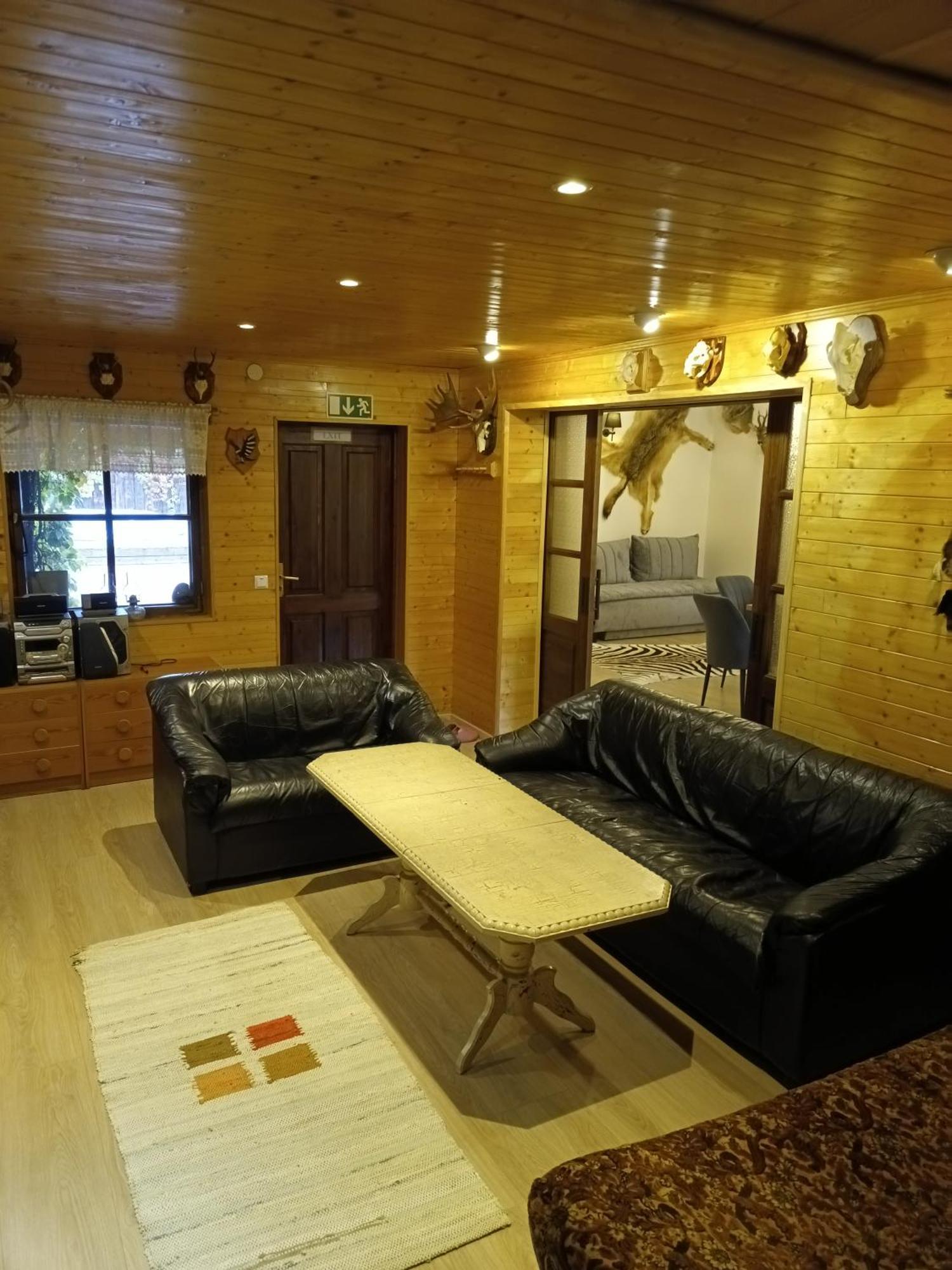 Paepealse Guesthouse Kullamaa Bagian luar foto